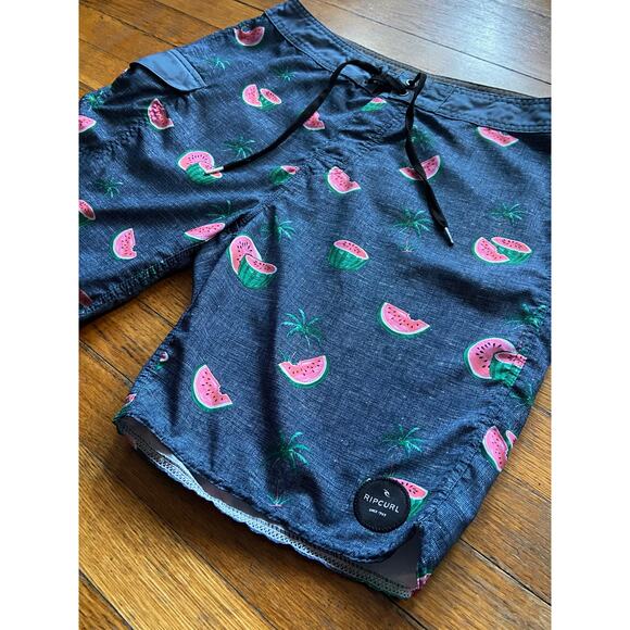 RIPCURL Blue/Gray Tropical Watermelon Boardshorts sz 33 - Picture 2 of 11